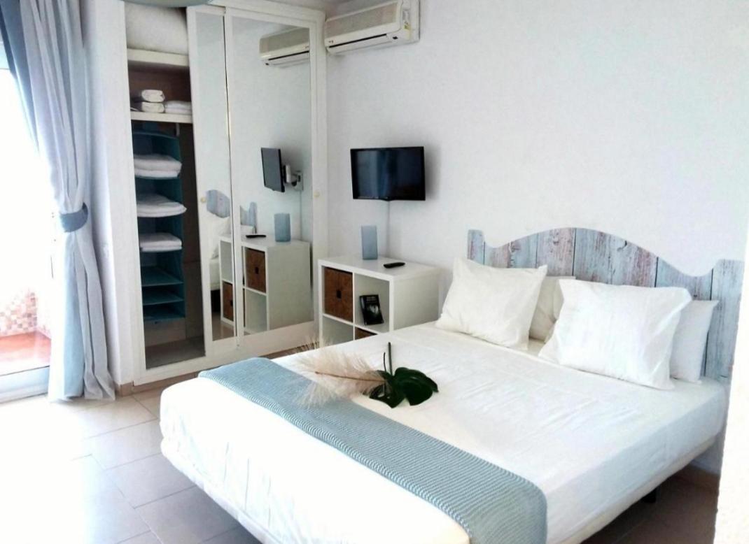 Brise Marine Apartment Benalmadena Bagian luar foto