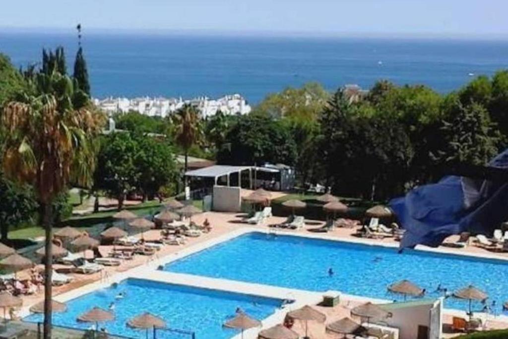 Brise Marine Apartment Benalmadena Bagian luar foto